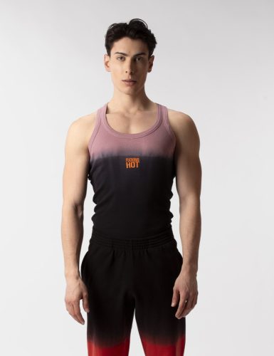 Tanktop degradeert verdomd heet