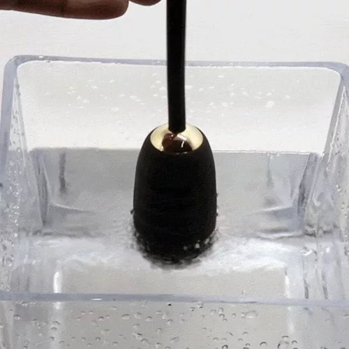 PRETTY LOVE - DOREEN LUXUS, ÚJRATÖLTHETŐ, REZGŐ TOJÁSFEKETE TÁVIRÁNYÍTÓ