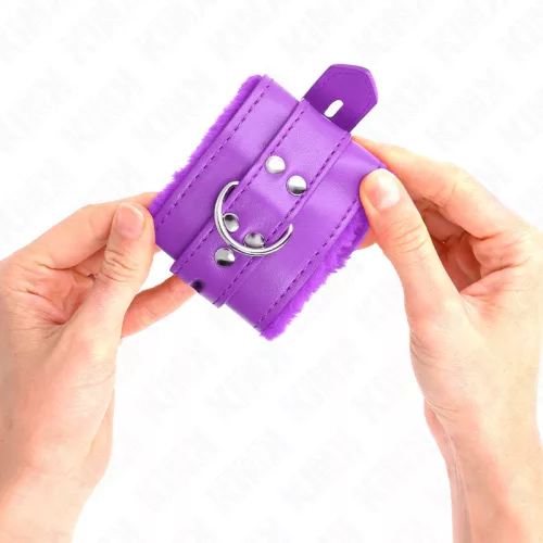 KINK – SZŐRMEL BÉLELT CSUKLÓRÖGZÍTŐK NÉGYZET ALAKÚ LYUKAKKAL, LILA ÉS LILA ÖV, ÁLLÍTHATÓ 17-29 CM X 6 CM