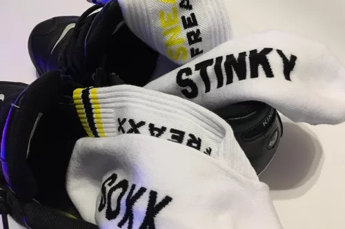 Stinky Soxx – fehér-sárga prémium zokni