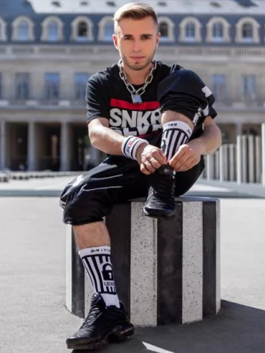 Prémium White LOCKED Sk8erboy zokni – stílus és kényelem