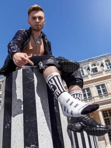 Prémium White LOCKED Sk8erboy zokni – stílus és kényelem