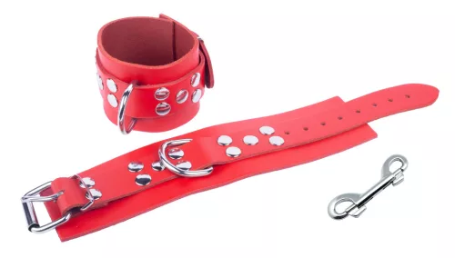 Prémium vörös bőr bilincs – érzéki kötözéshez