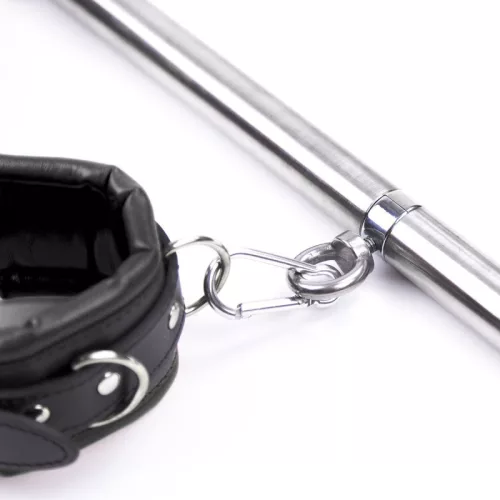 Simply Dom – fekete nyakörv és bilincses készlet