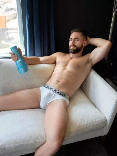 Fleshjack Boys Griffin Barrows Taart