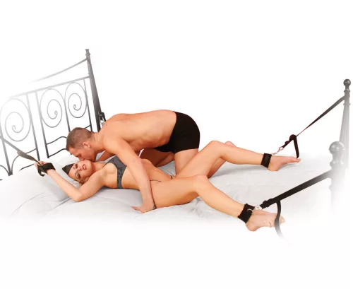 Manchet- en Tether-set zwart